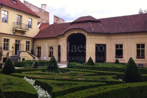 garden2-logo