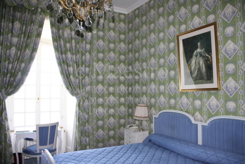 Hotel room-6_p